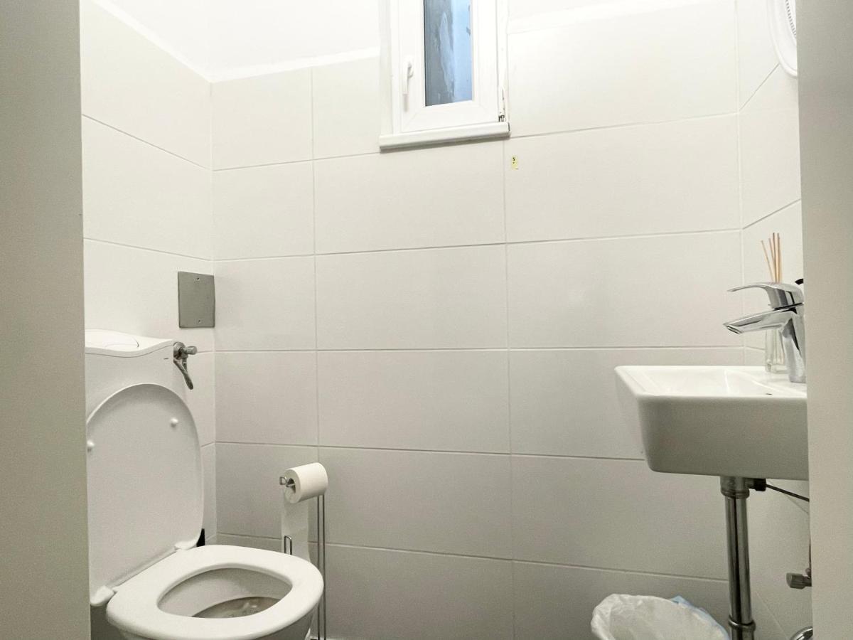 Premium Apartment Located At The Famous Vienna Kutschkermarkt Luaran gambar